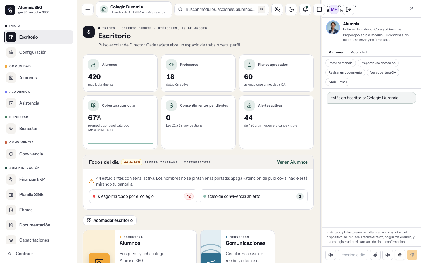 Voz docente en el portal actual: Alumnia escucha, abre el módulo autorizado y pide confirmación antes de registrar